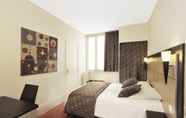 Phòng ngủ 6 A l'Hotel des Roys