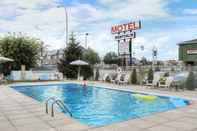 Swimming Pool Motel Montcalm