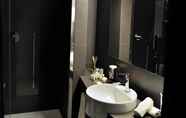 In-room Bathroom 3 Vallantica Resort & Spa