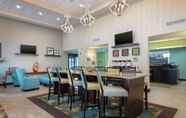 บาร์ คาเฟ่ และเลานจ์ 5 Hampton Inn & Suites Adairsville-Calhoun Area