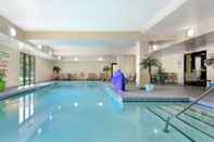 Swimming Pool Hampton Inn & Suites Adairsville-Calhoun Area