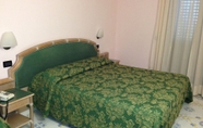 Kamar Tidur 4 Hotel Saint Raphael