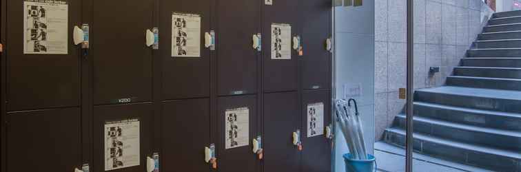 Sảnh chờ Capsule Hotel B&S Eco-Cube Shinsaibashi