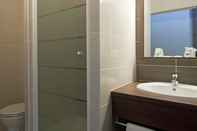 Toilet Kamar B&B Hotel Bordeaux Talence