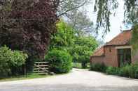 Exterior Brickfields Farm