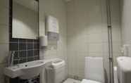 In-room Bathroom 7 CityStay Hotel Uppsala