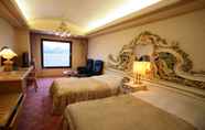 Kamar Tidur 3 Toya Sun Palace Resort & Spa
