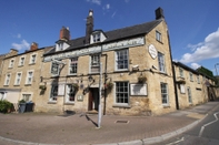 Luar Bangunan The Kings Arms Chipping Norton