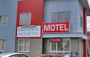 Luar Bangunan 4 Broadway Motor Inn