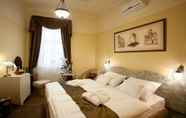 Bedroom 5 Barokk Hotel Promenád Gyor