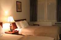 Bedroom American Travel Inn