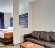 Ruang untuk Umum 4 Comfort Suites Denham Springs