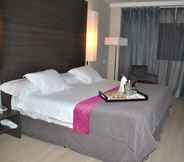 ห้องนอน 7 Brea's Hotel