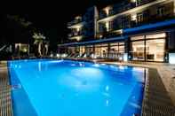 Swimming Pool Hotel Palazzo Del Garda & Spa