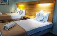 Bedroom 4 Y Motels Rockhampton