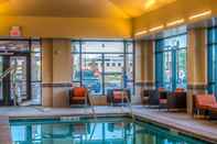 Swimming Pool Hampton Inn & Suites Boulder-North