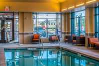 Swimming Pool Hampton Inn & Suites Boulder-North