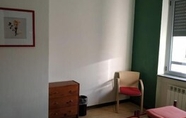 Bilik Tidur 6 Malpensa Fiera Milano Hostel