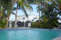 Kolam Renang Paradise House