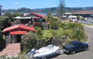 Exterior 4 Moanarua Beach Cottage