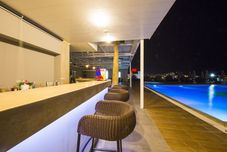 Bar, Kafe, dan Lounge Marina Hotel Kuşadası