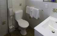 In-room Bathroom 7 Mannum Motel