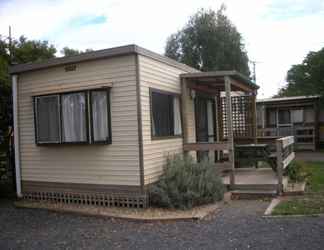 ภายนอกอาคาร 2 Triabunna Cabin and Caravan Park