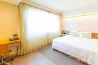 Bedroom Hotel Color