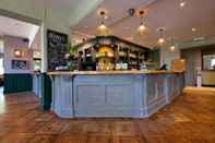 Bar, Kafe, dan Lounge Worplesdon Place Hotel