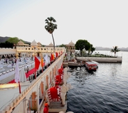 Tempat Tarikan Berdekatan 7 Jagmandir Island Palace