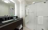 In-room Bathroom 3 Residence Inn Boston Needham