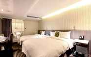 Kamar Tidur 3 Beauty Hotels Taipei - Hotel Bnight