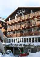 EXTERIOR_BUILDING Swiss Family Hotel Alphubel