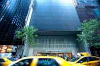 Kolam Renang Hyatt Centric Times Square New York