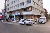 Bangunan Mannars Residency