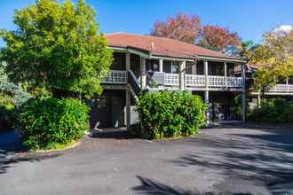 Exterior 4 Emerald Inn