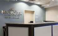 Lobby 5 Microtel Inn & Suites by Wyndham Wilkes Barre