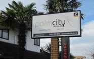 Bangunan 4 Palm City Motor Inn