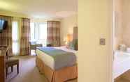Bedroom 7 Marwell Hotel