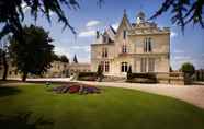 Exterior 2 Château Pape Clément - Bernard Magrez Luxury Wine Experience