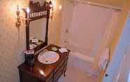 In-room Bathroom 4 Bedham Hall Bed & Breakfast