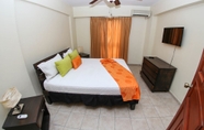 Kamar Tidur 3 Acuarium Suite Resort