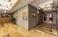 Lobby 4 Grand Hotel Avcilar