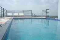 Swimming Pool Hotel Libra