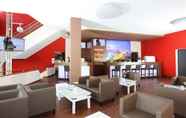 Bar, Cafe and Lounge 5 H24 Hoteltow