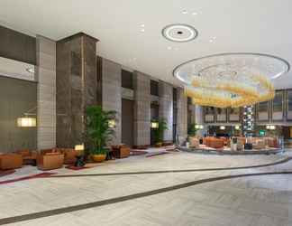Lobby 2 Holiday Inn Shanghai Hongqiao, an IHG Hotel
