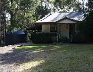 Exterior 2 Telegraph Retreat Cottages