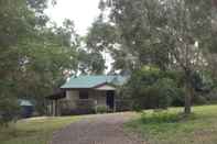 Exterior Telegraph Retreat Cottages