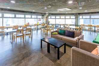 Lobi 4 Popcorn Hostel Haeundae