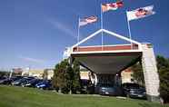 Exterior 6 Canad Inns Destination Centre Garden City